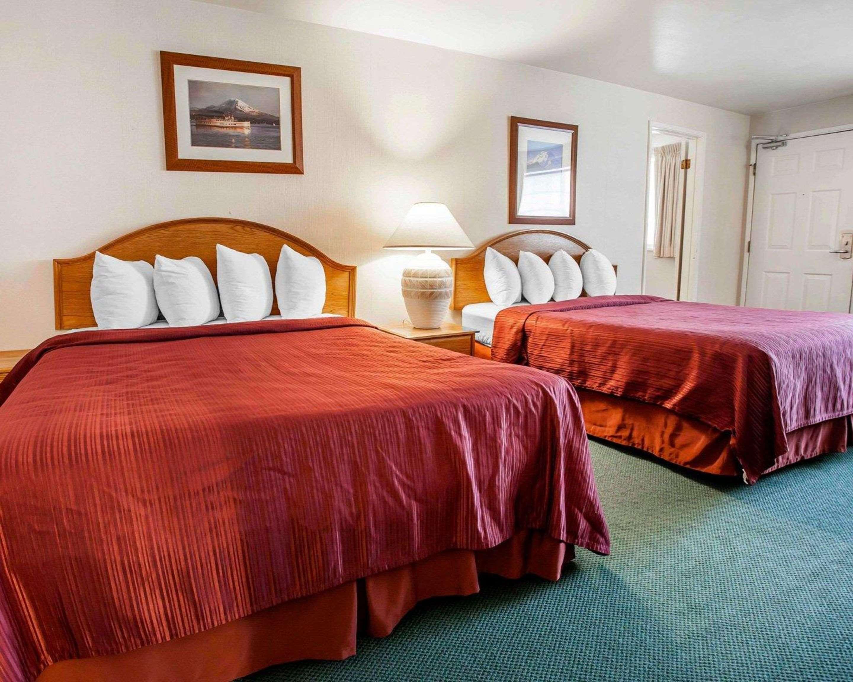 Quality Inn & Suites Bremerton Near Naval Shipyard Exteriör bild