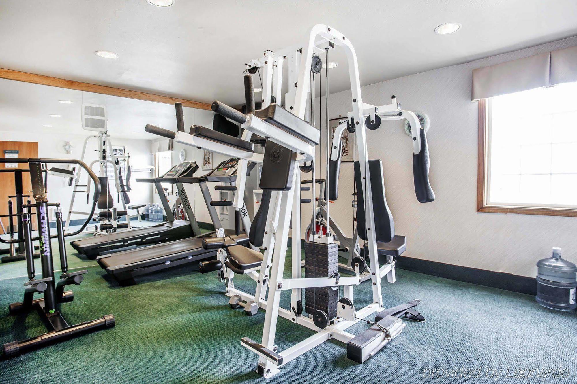 Quality Inn & Suites Bremerton Near Naval Shipyard Exteriör bild